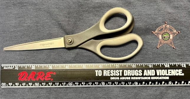 Man caught trying to smuggle pair of scissors into prison