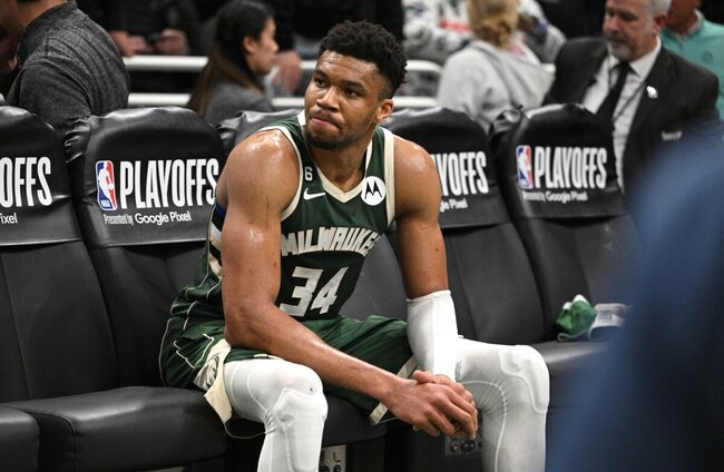 WATCH: Giannis Responds To Warriors Fans Asking Him To Come To GS