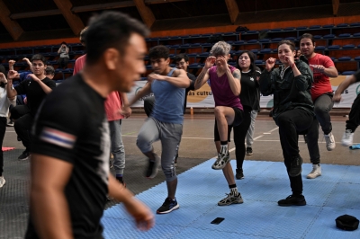 ‘Save your lives:’ Free Thai boxing lessons for LGBTQ people in Chile