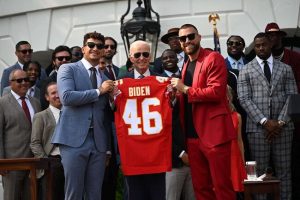 WATCH: Travis Kelce Takes The President’s Microphone During Chiefs’ White House Visit