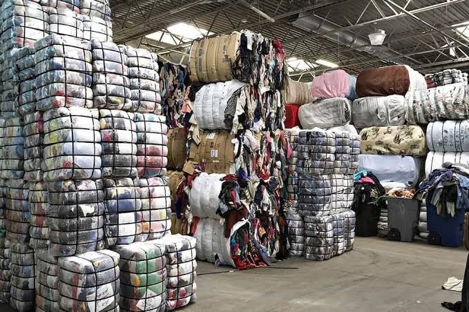 “Okrika clothes shouldn’t be banned” – Reactions continue as Customs plans to ban second-hand clothes