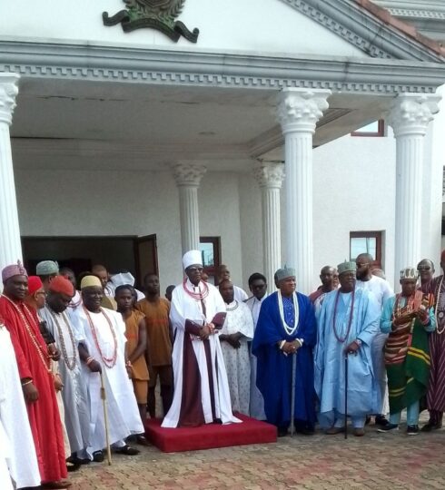 Edo 2024: Oba of Benin asks traditional rulers to keep off politics