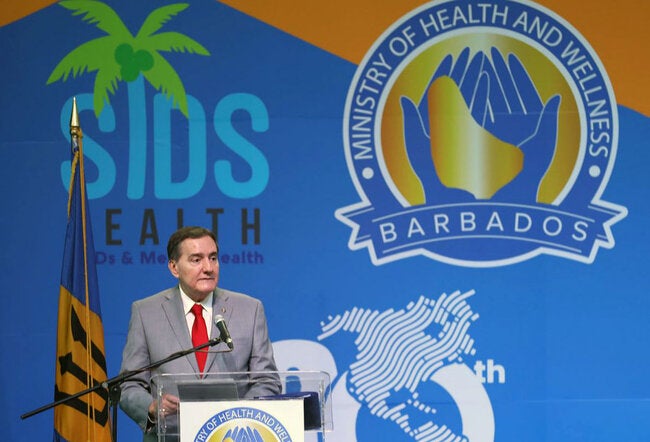 Urgent action required to protect SIDS from threat of NCDs and mental health conditions, PAHO Director says.