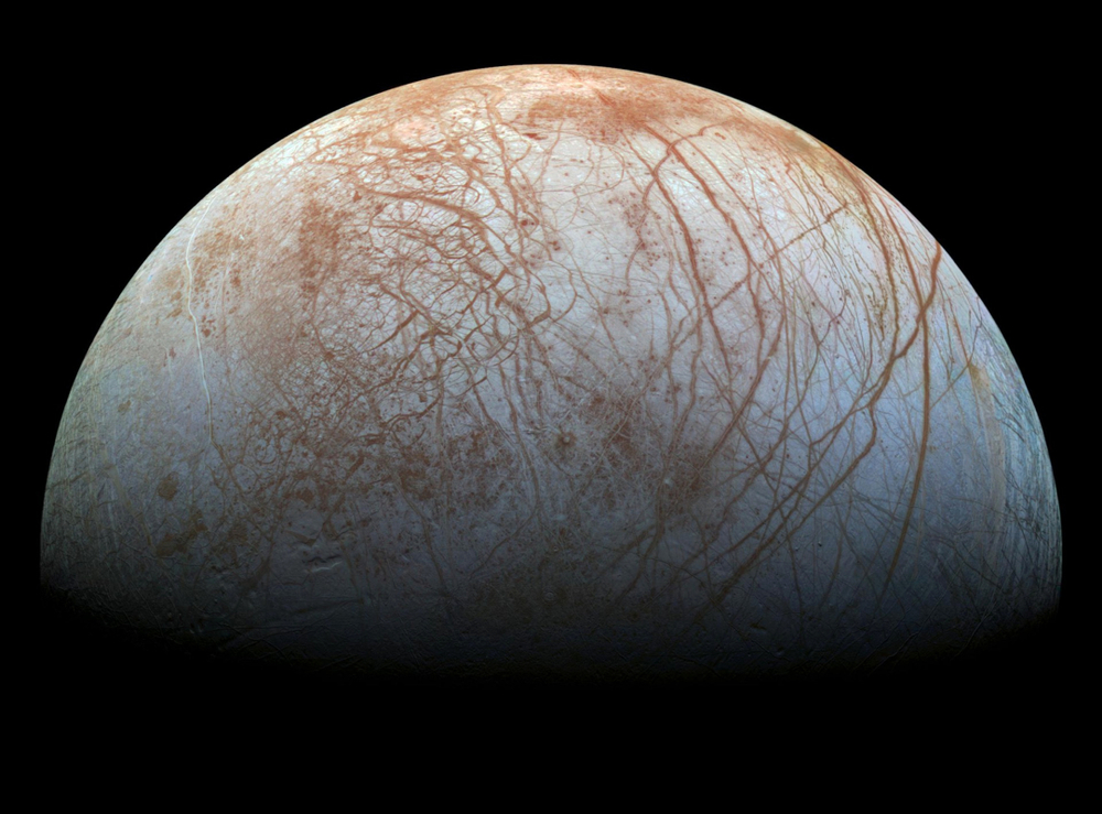 European Spacecraft JUICE Travels to Jupiter’s Icy Moons