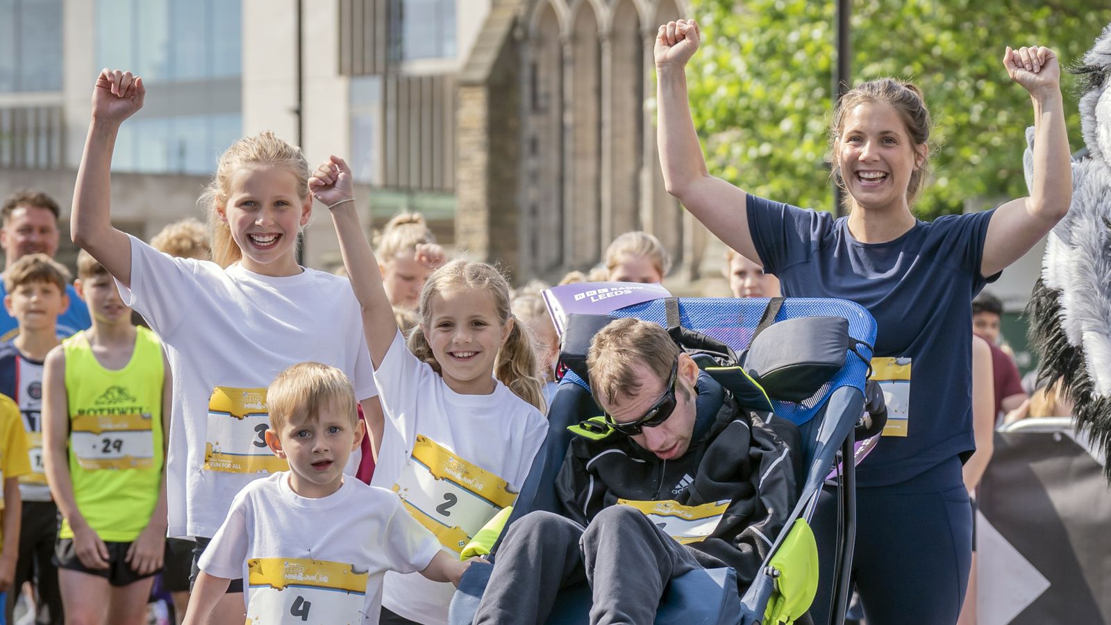 Rob Burrow’s motor neurone disease journey having ‘phenomenal effect’ on people, says wife Lindsey | Rugby League News | Sky Sports