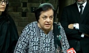 In first major blow for PTI, Shireen Mazari leaves party and quits ‘active politics’