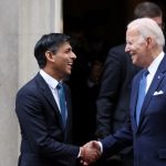 Biden Meets Sunak Amid Differences on Cluster Munitions for Ukraine 