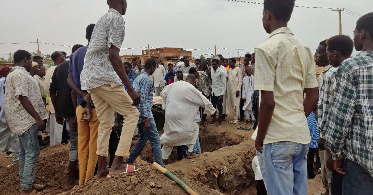 Bodies and burial as Sudan fighting resumes after brief truce