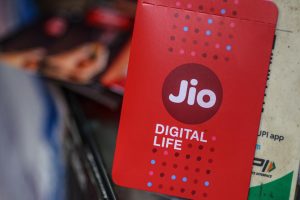 RJio has edge over Airtel in deploying FWA 5G tech to enter homes: Report