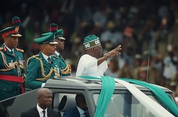 Photo News : “My Fellow Tailors, Idan Has Landed”, Tinubu Says As He Joins Thread Platform