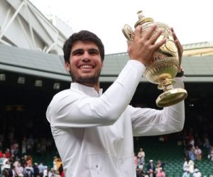 Carlos Alcaraz outlasts Novak Djokovic to win Wimbledon