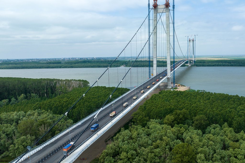 Braila suspension bridge passes load tests