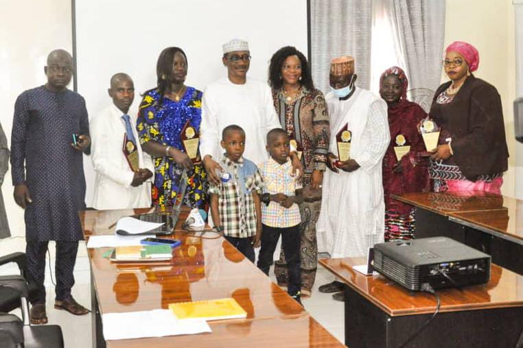 8 FCT Health Workers Receive Awards for ‘Selfless Service’ to Humanity