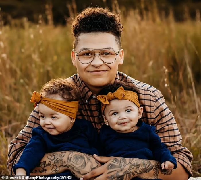 Transgender Man Gives Birth to Twins