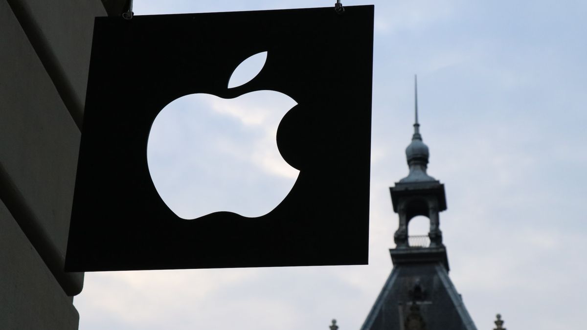 Apple Plans Serious EU Pushback over Spotify Anti-Competitive Claims