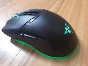 Razer Cobra Pro review: A tiny, spectacular all-around gaming mouse