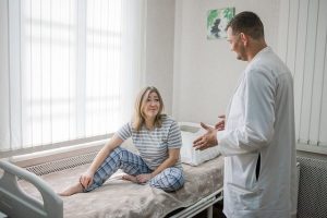 Leaving Your Struggles Behind: 4 Benefits of Participating in a Partial Hospitalization Program