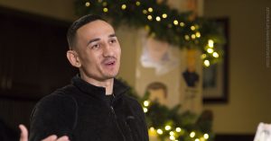 Max Holloway opens up on rough upbringing: ‘I had to endure so I can get my story out later on’