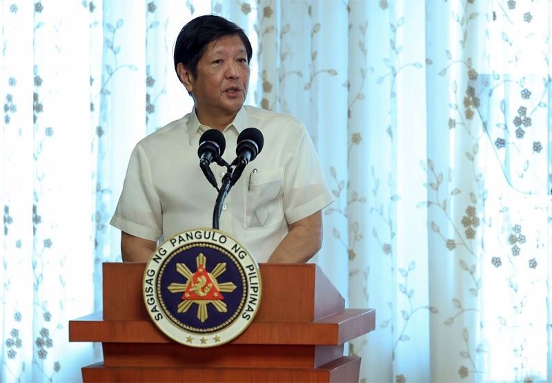 Marcos 2nd SONA: Fashion and politics