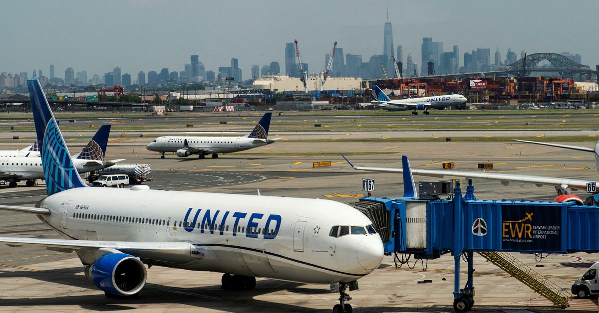 United Airlines buying land in Denver as it pursue growth strategy