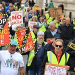 Hundreds of furious anti-ULEZ motorists take the fight to Sadiq Khan in new London protest