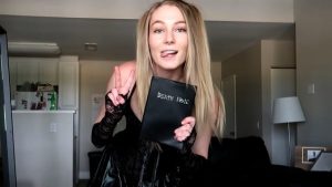Twitch Streamer Quits Lewd Content To Protect Mental Health