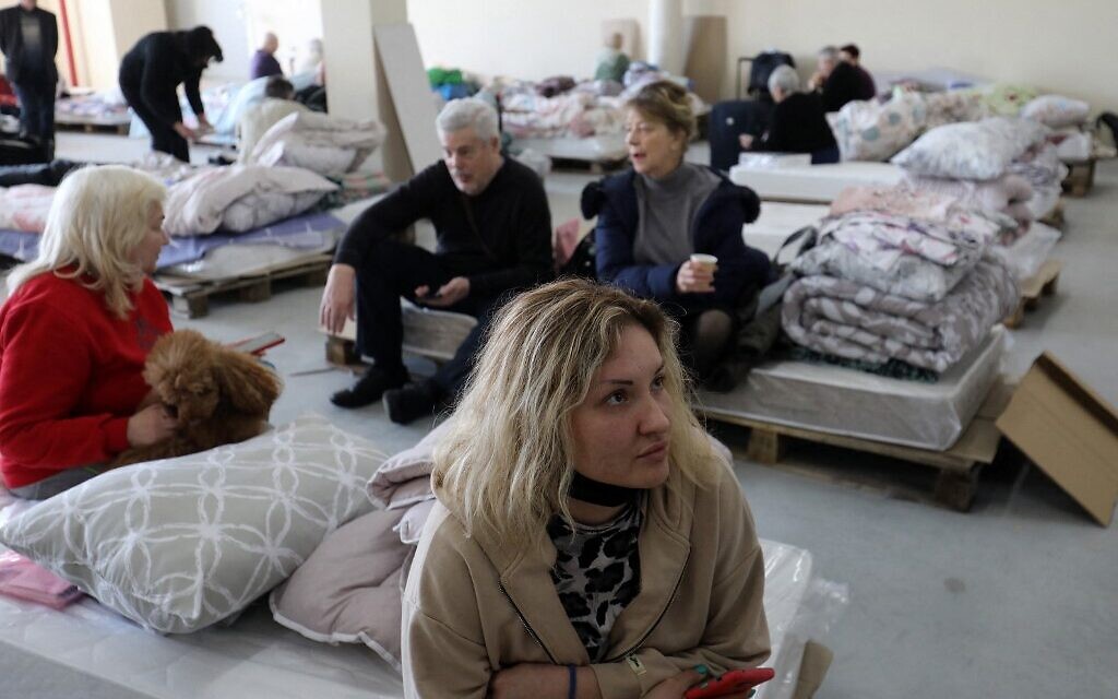 Kyiv expresses anger at Israel for ending refugees’ health care benefits