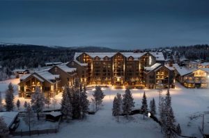 PPDS delivers freestyle in-room entertainment to luxury mountain resort hotel with 286x Chromecast built-in Philips MediaSuite TVs