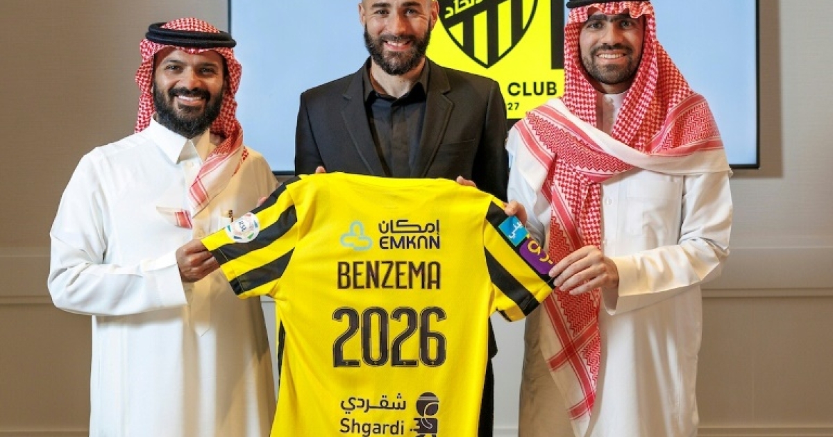 After missing out on Messi, Saudis give Benzema gala welcome