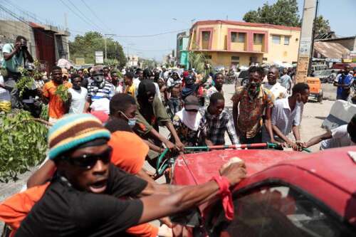 American embassy staff in Haiti ordered not to leave compound