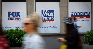 Fox’s chief legal officer to step down