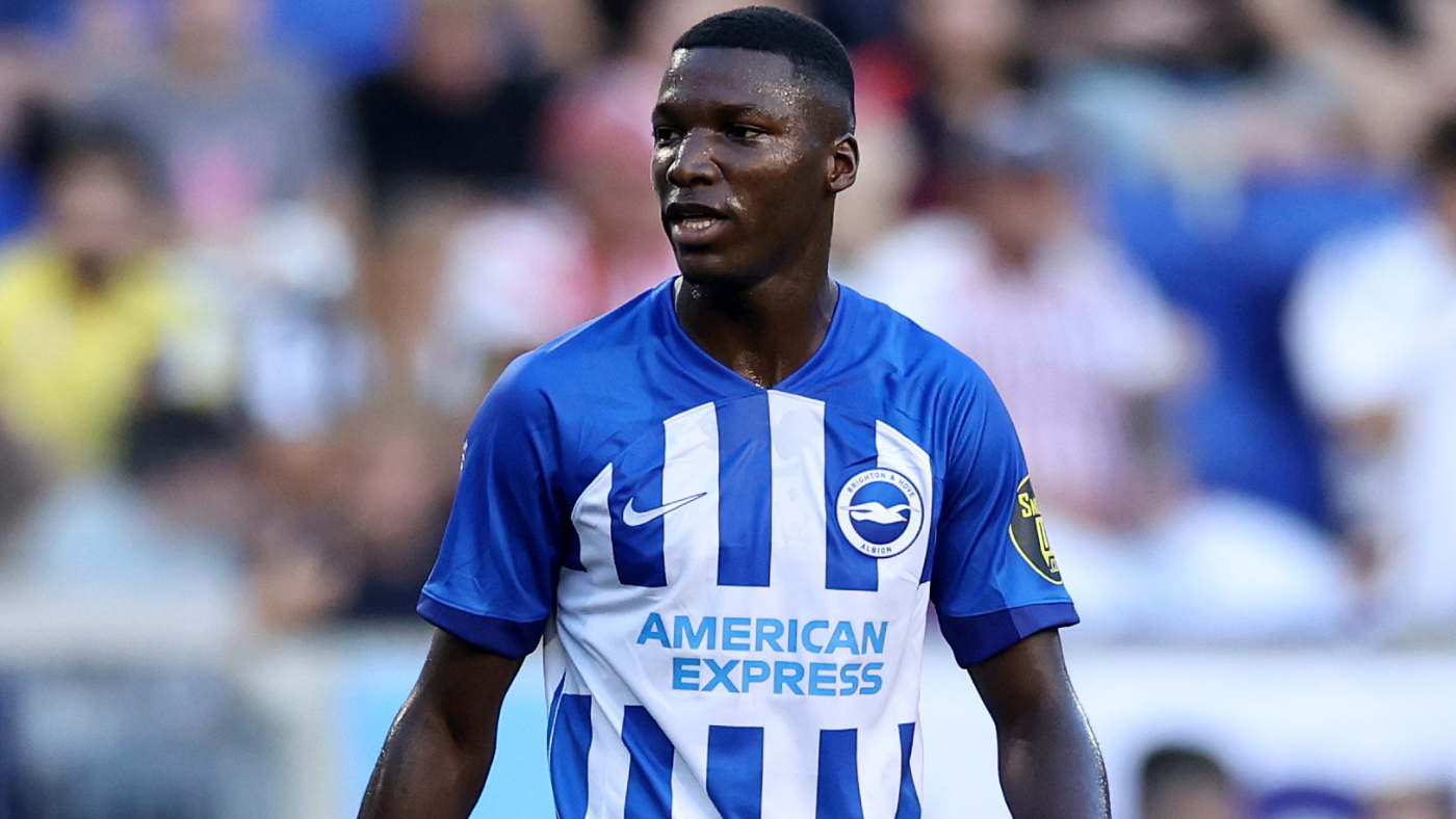 Moises Caicedo to Chelsea: Brighton midfielder on his way to London in record £115 million deal, per reports