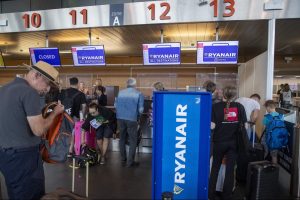 ‘I Can Feel the Rage’: 80-Year-Old Couple Charged $120 to Print Boarding Passes Before Flight