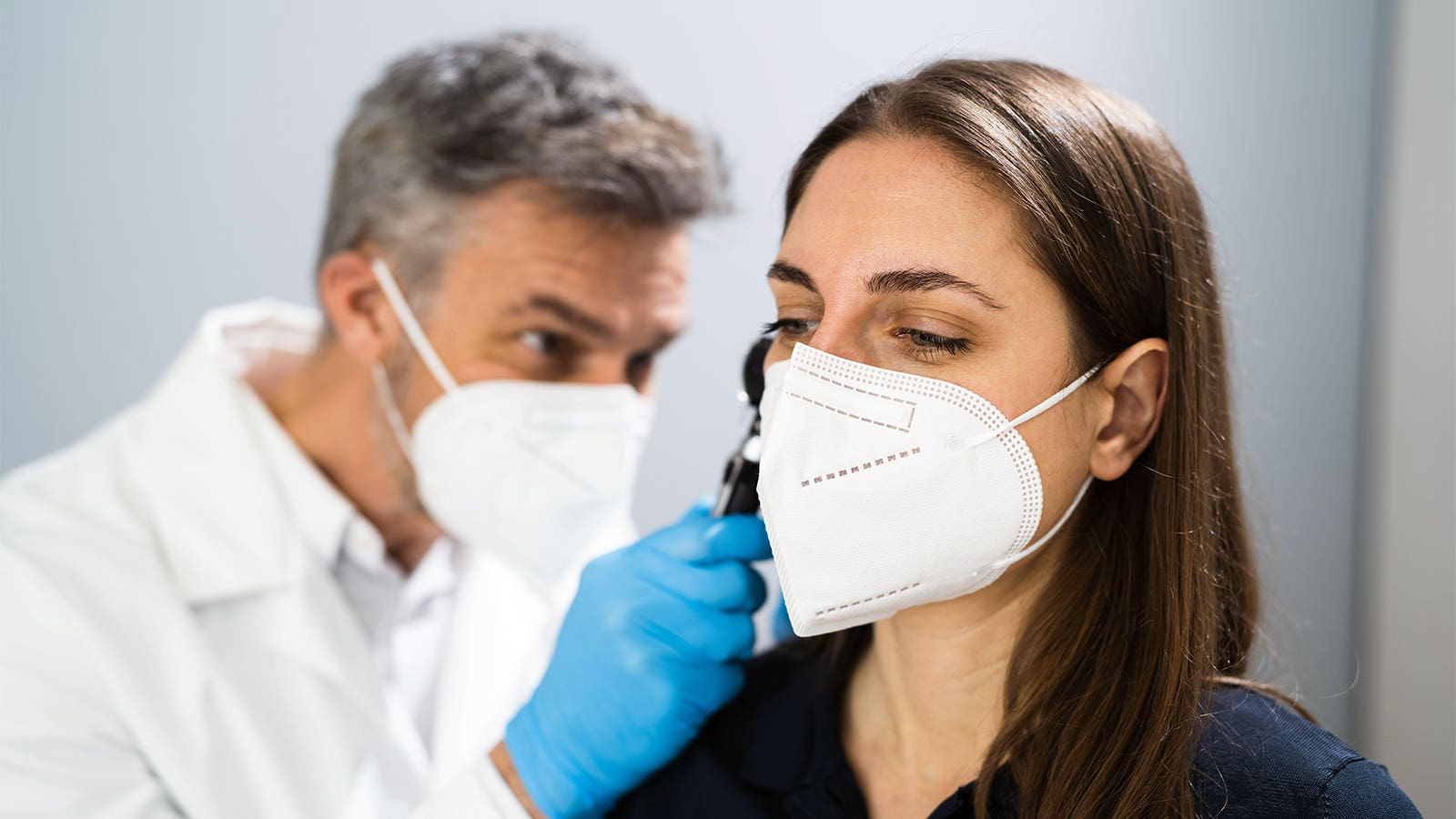 Masking Approaches in Healthcare Should Be Reconsidered, Experts Say