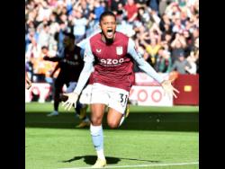 Bailey, Antonio score as Villa, Hammers thrill