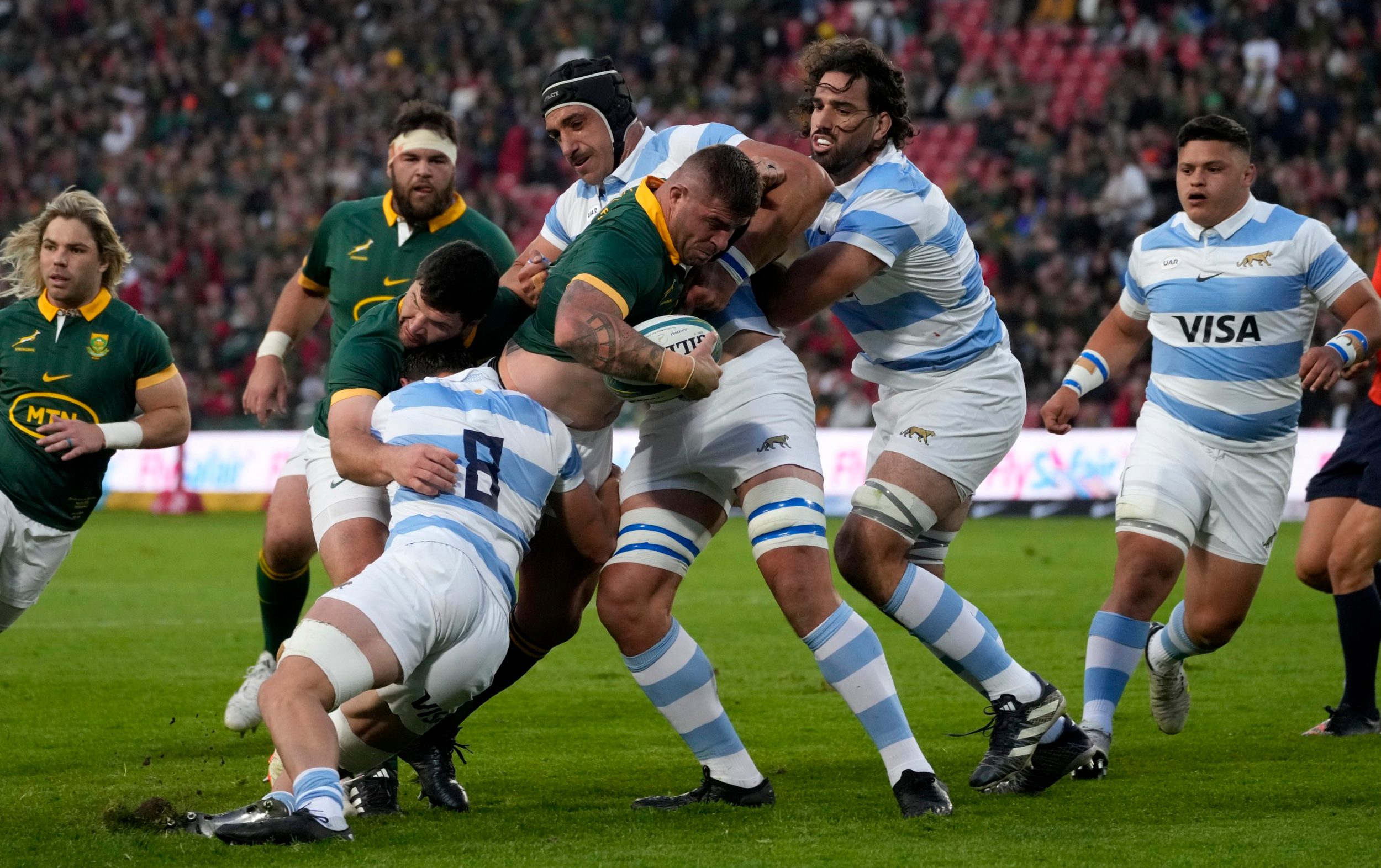 England have been warned as Argentina come agonisingly close to win over South Africa