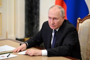 Putin says Russia does not reject talks with Ukraine