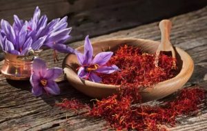 5 reasons why drinking saffron tea at night is great for health