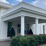 OnPolitics: Cocaine found in the White House prompts evacuation, investigation