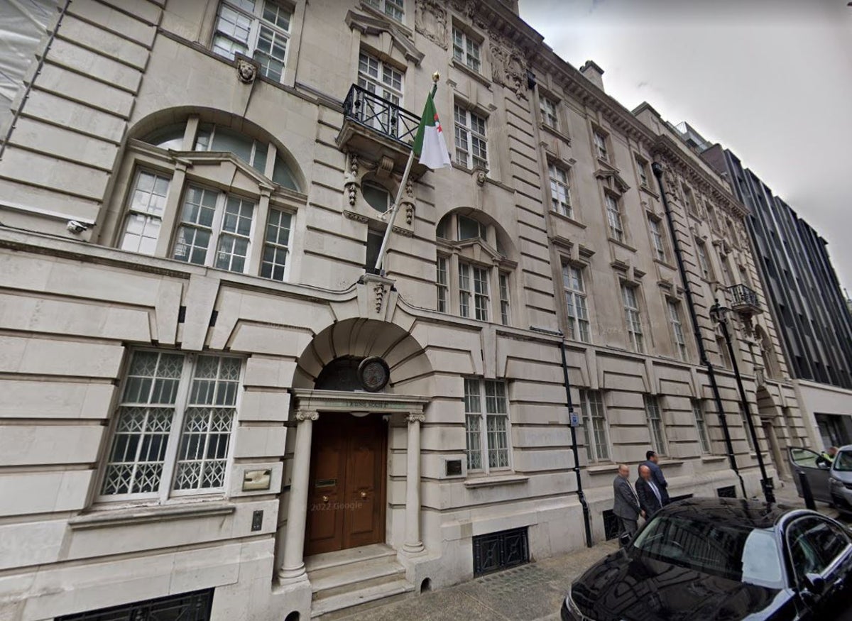 Met officer was suspended ‘after passing Algerian Embassy secrets’