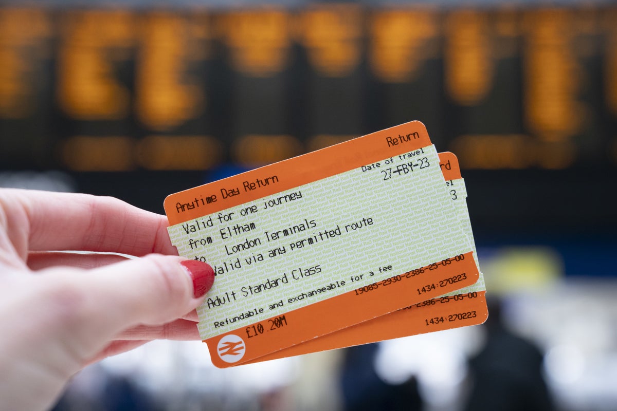 Passengers being overcharged by up to £100 by rail ticketing apps, claims MP