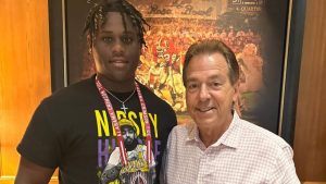 Alabama Picks Up Commitment From 2025 In-State DL Antonio Coleman