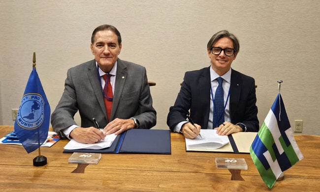 PAHO and CAF to work together to strengthen health systems in Latin America and the Caribbean