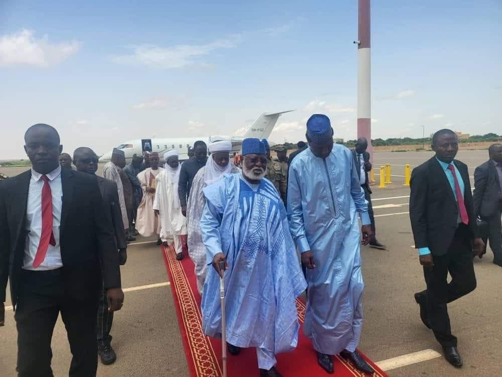 ECOWAS delegation arrives Niger to renew discussion with coup plotters