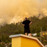 Thousands evacuated as La Palma wildfire out of control