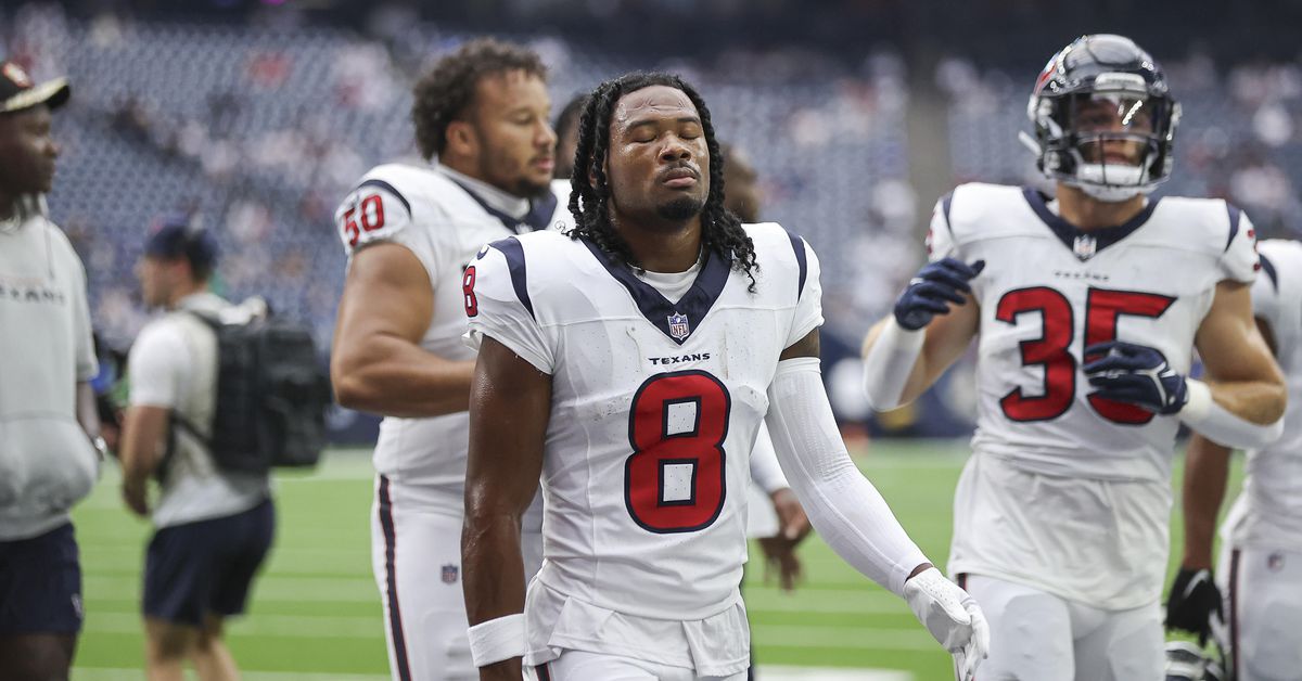 John Metchie III completes NFL comeback from leukemia with first catch