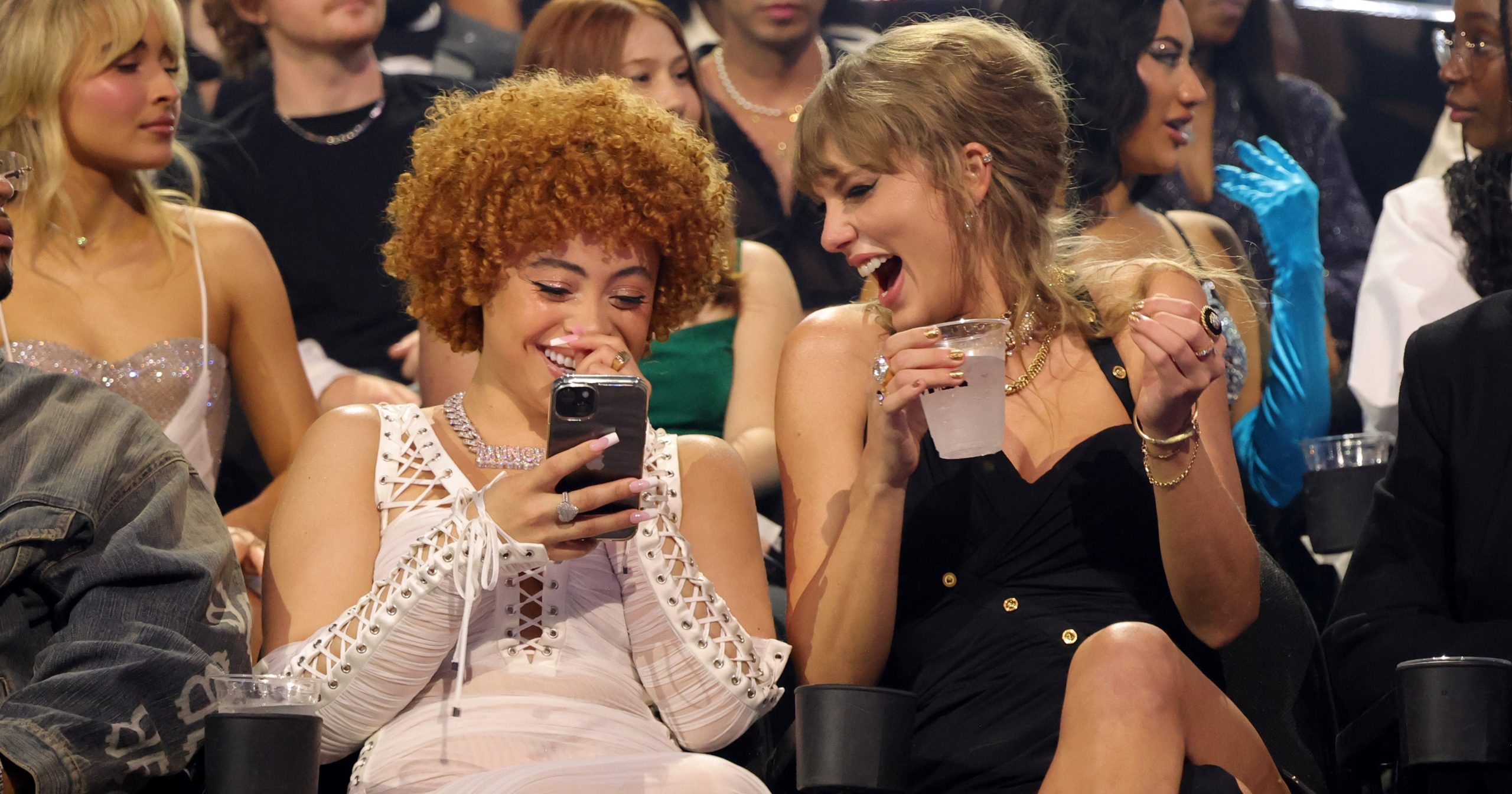 Taylor Swift’s VMAs Drink of Choice Isn’t What You’d Expect