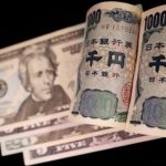 Yen slumps as BOJ keeps policy ultra-loose, dollar set for 10th weekly rise