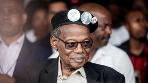 South Africa: Zulu leader Mangosuthu Buthelezi dies aged 95