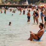 Climate: Europe battles heatwave and fires, record temperatures scorch China